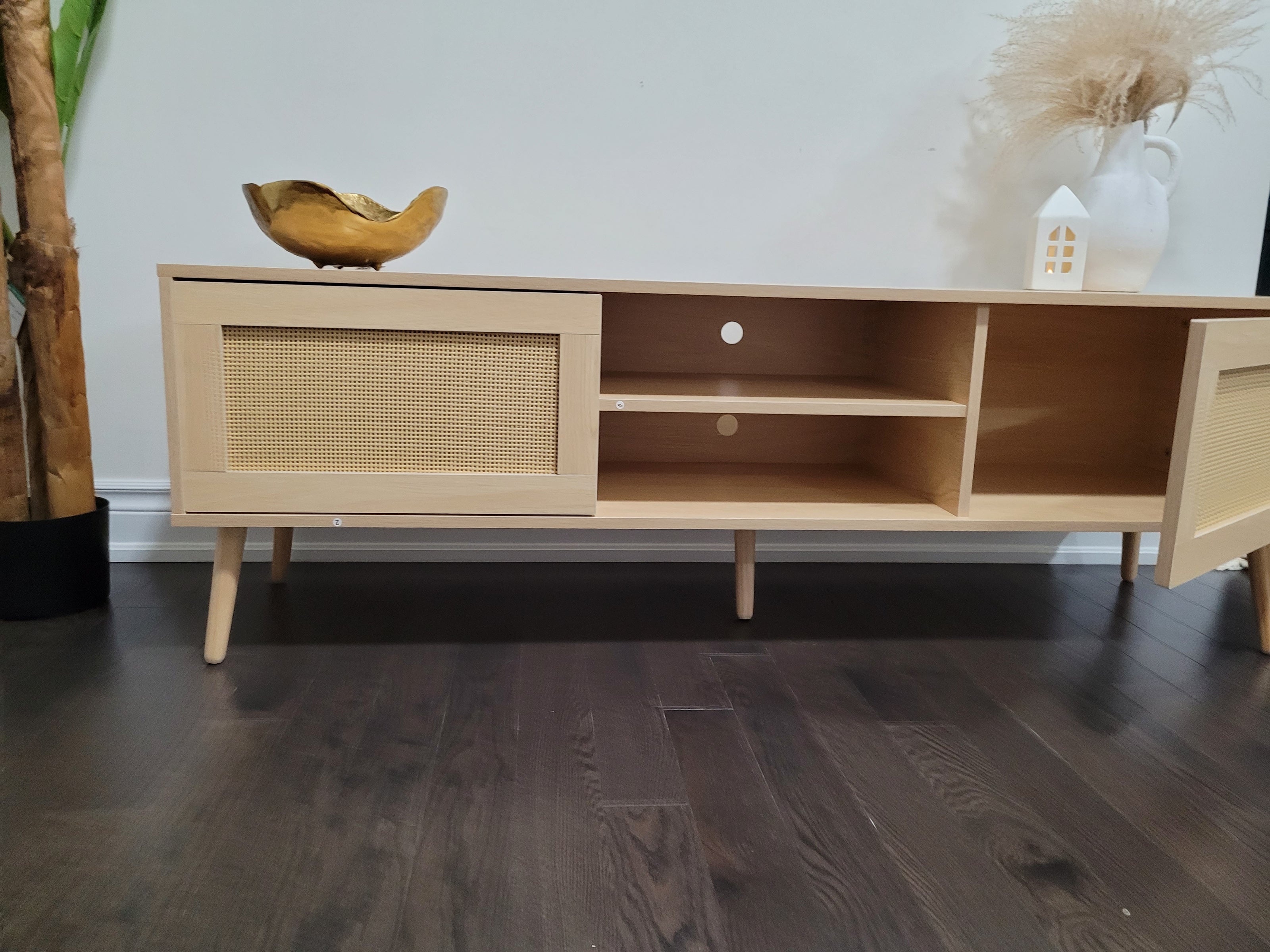 RATTAN MEDIA CONSOLE / TV STAND