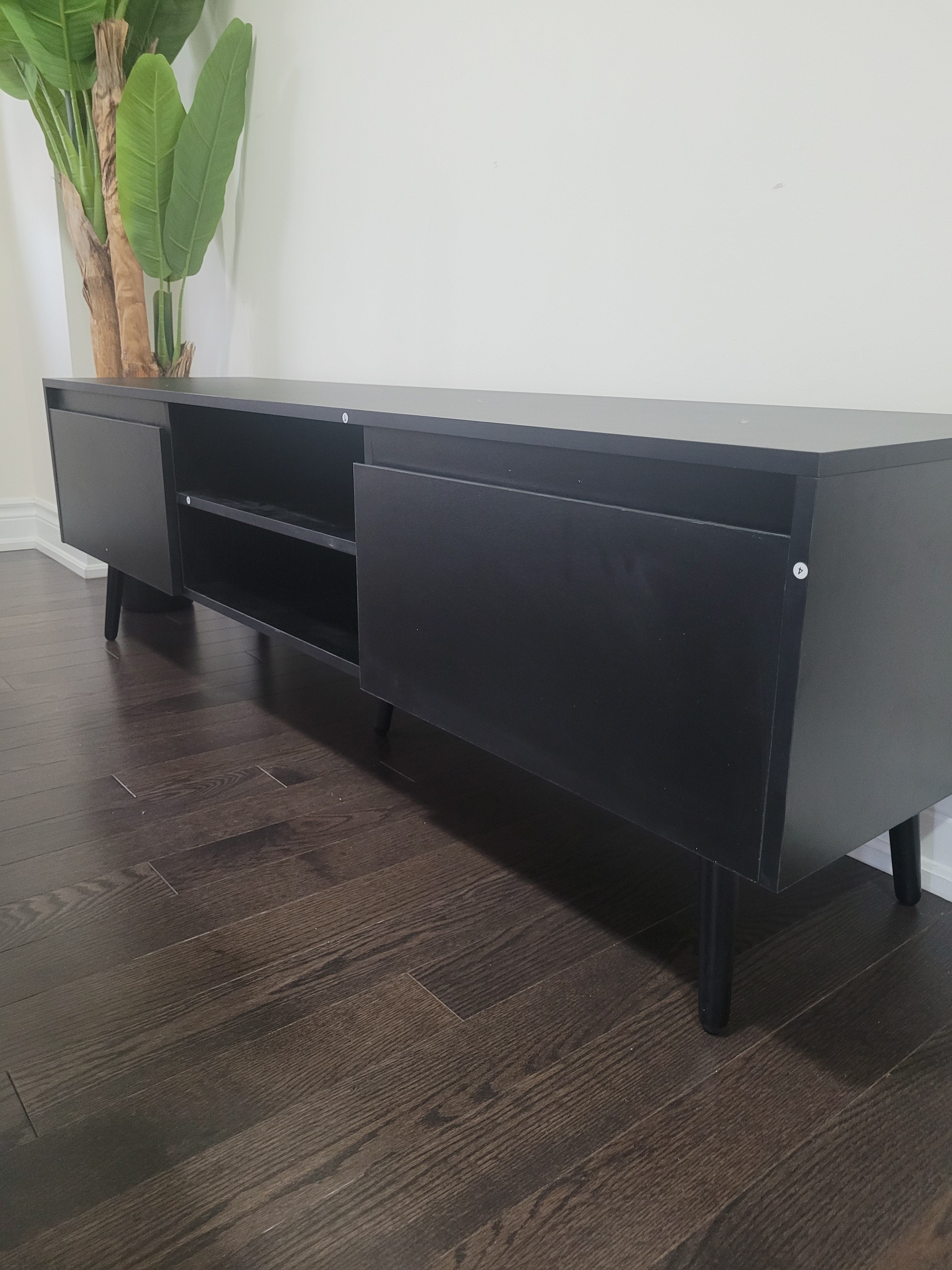 The Nova Black Media Console