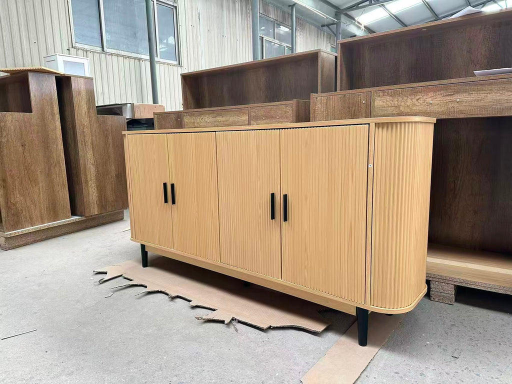 Reeded 4-Door Sideboard – Natural Oak