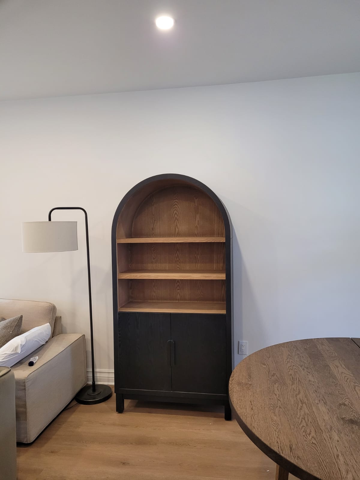 Arco Luxe Arch Cabinet, Black Finish