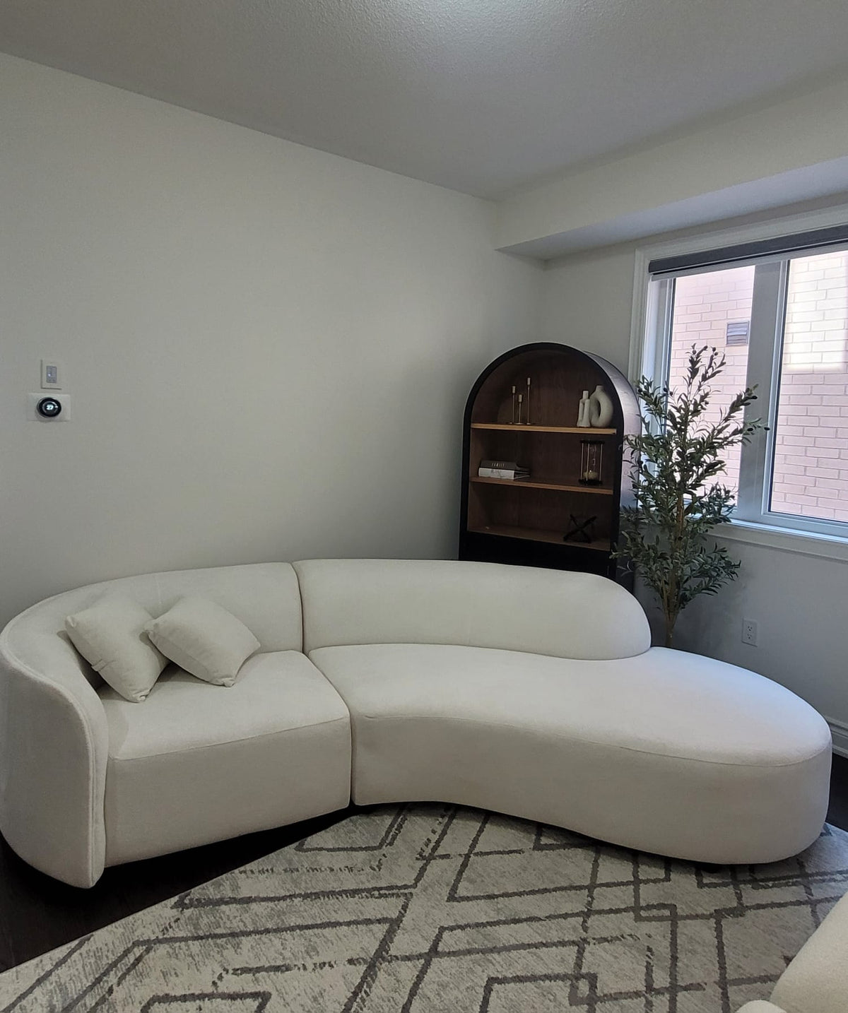Soli Crescent Curve Sofa