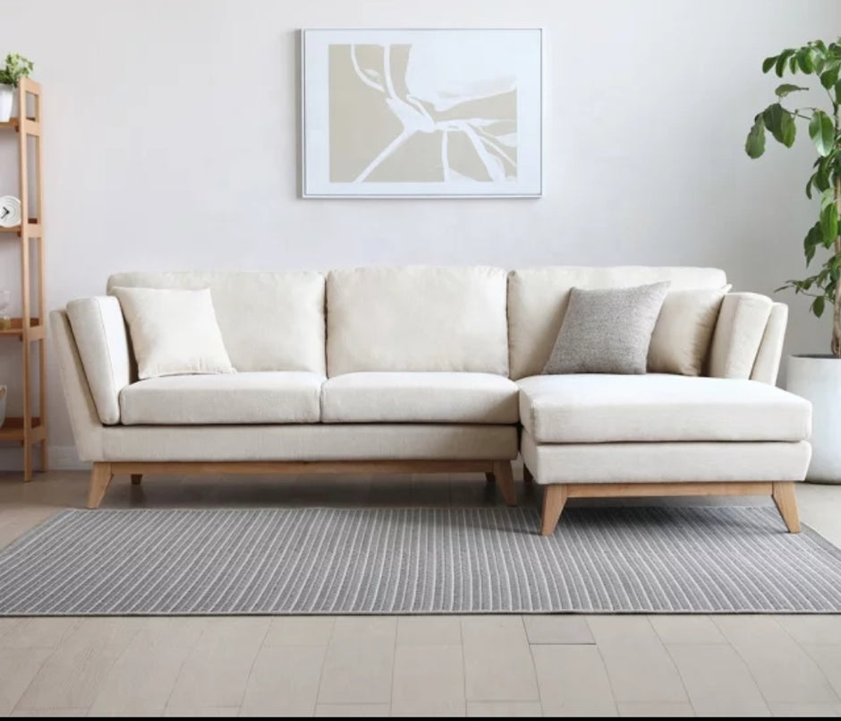 MODERN SECTIONAL SOFA